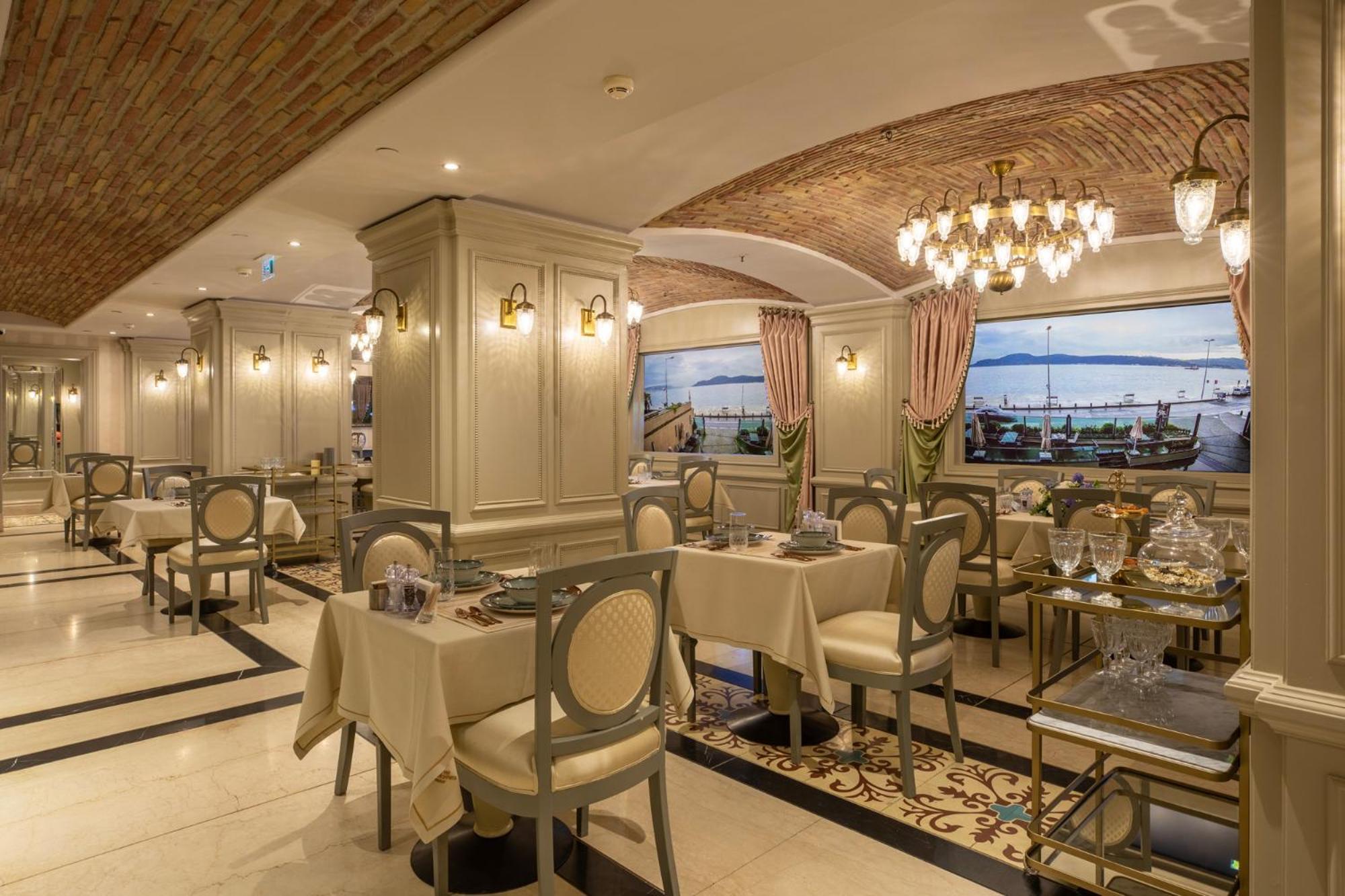 Mfb Tarabya Hotel Istanbul Bagian luar foto