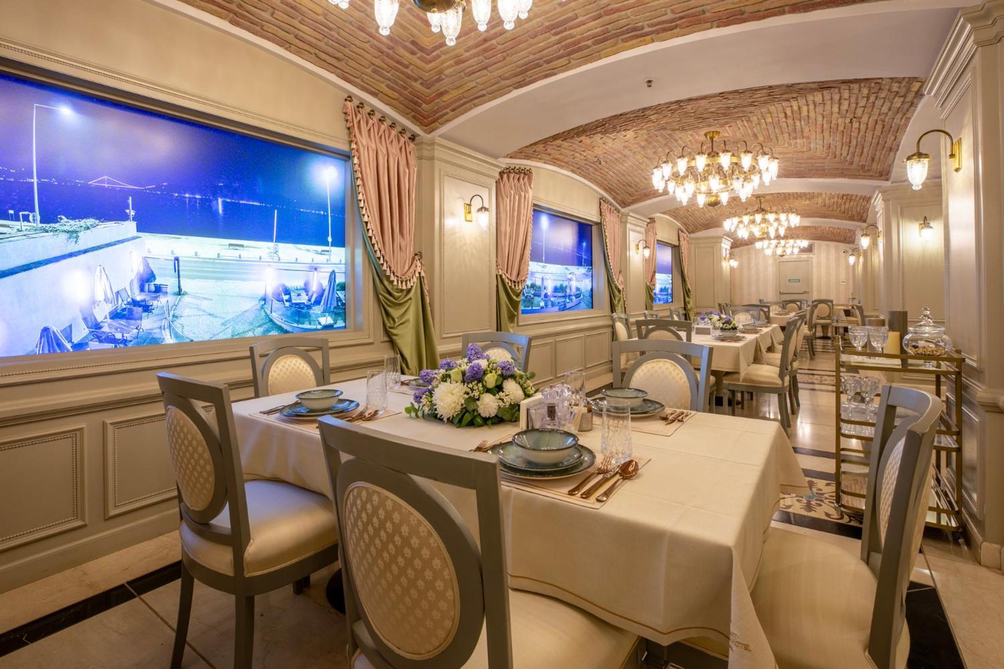 Mfb Tarabya Hotel Istanbul Bagian luar foto